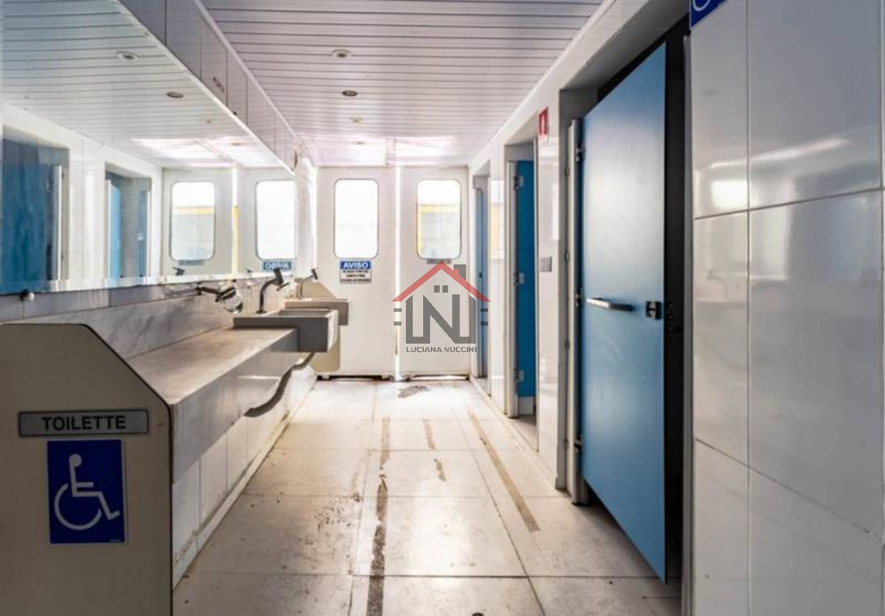 Galpão Comercial para Locação em São Paulo-SP, Bairro Santo Amaro: 1 Sala, 3 Banheiros, 1 Vaga Garagem, 700m² Área