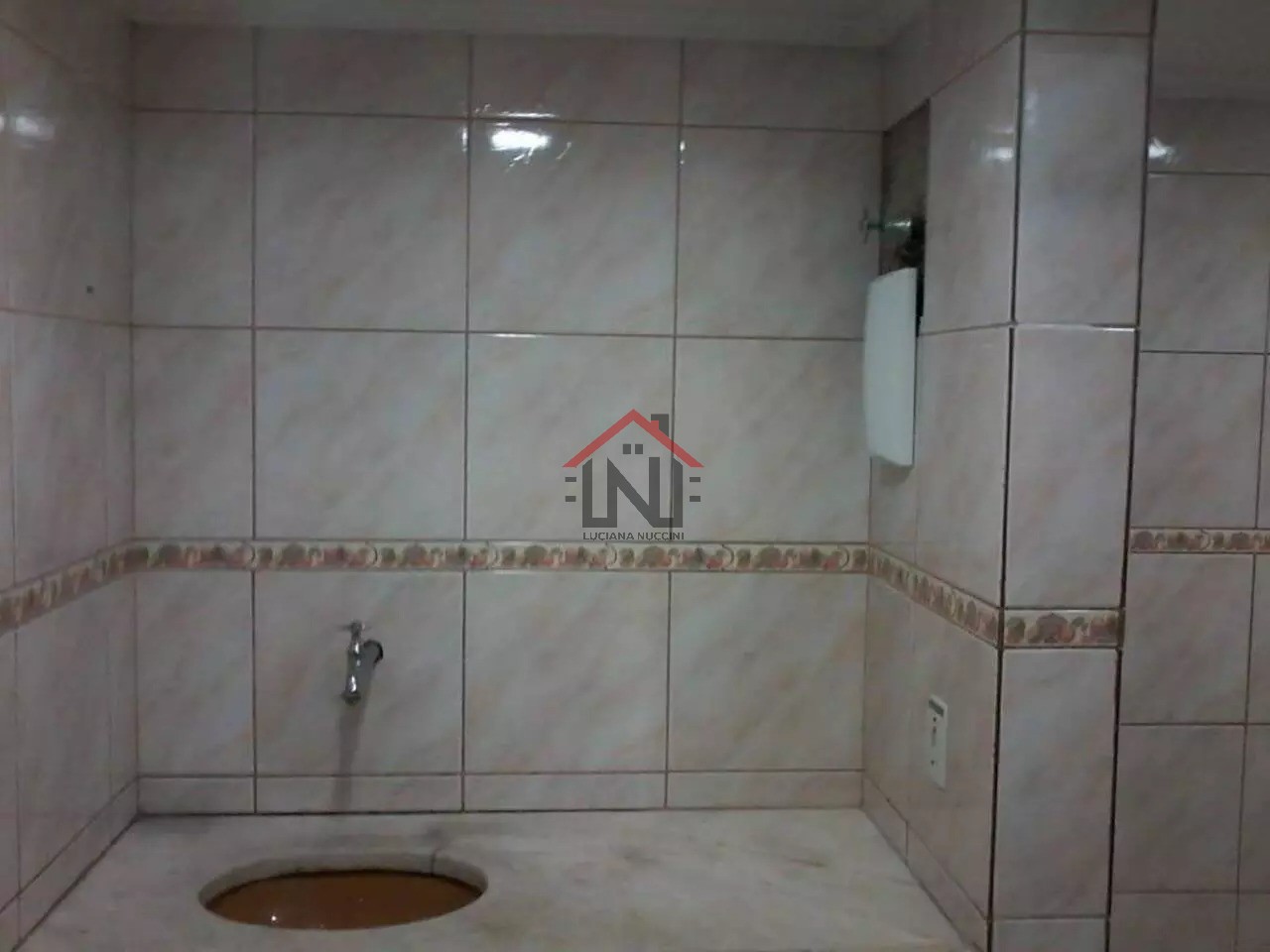 Conjunto Comercial de Alto Padrão na Cidade Monções, São Paulo-SP: 212m², 2 Banheiros, 3 Vagas de Garagem!