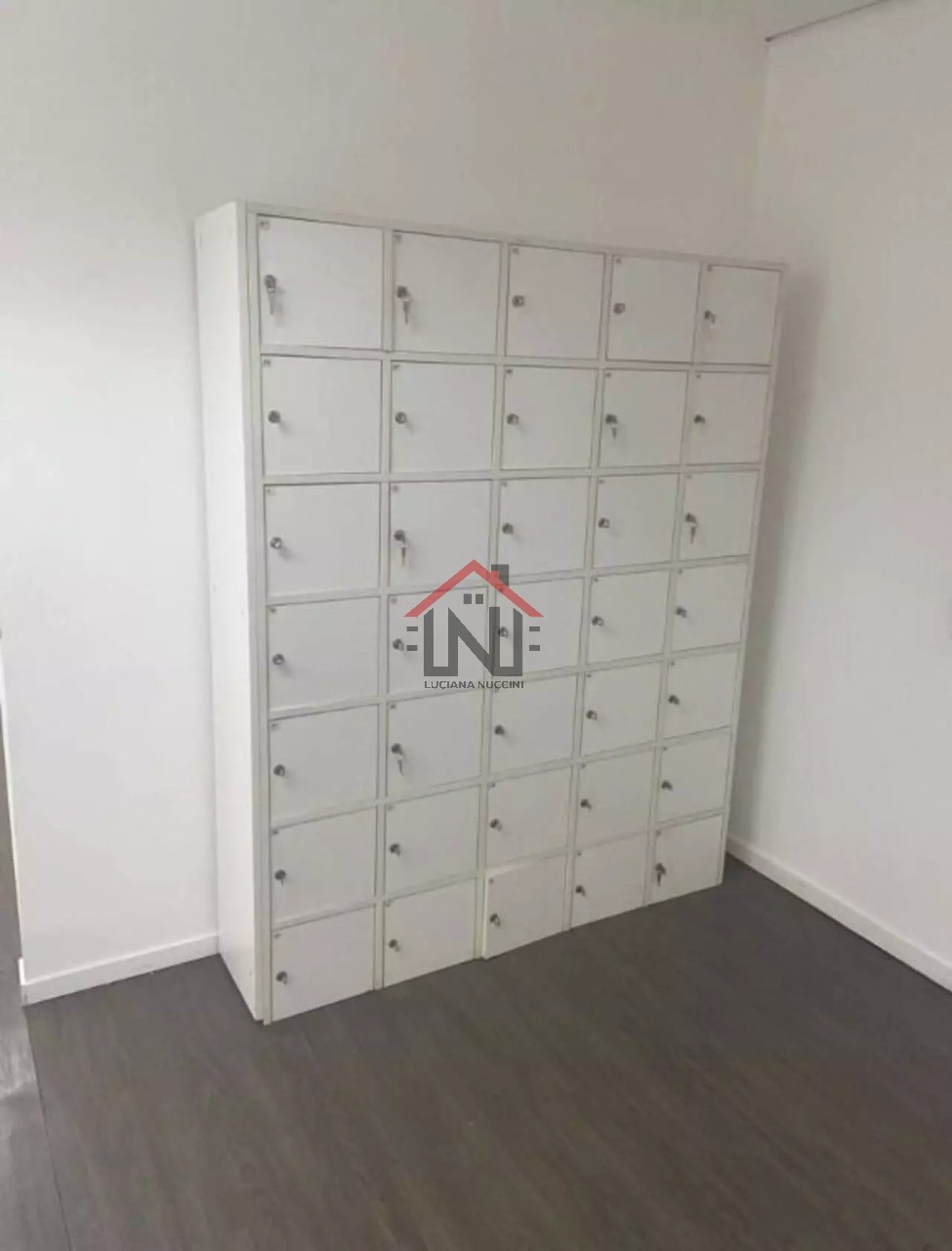 Aluguel de Conjunto Comercial Premium em Pinheiros, São Paulo: 18 banheiros, 42 vagas, 1.550m² de Área!
