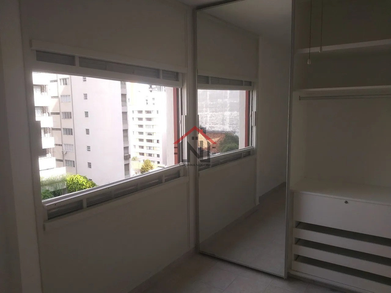 Apartamento à venda em São Paulo-SP, Jardim Paulista: 2 quartos, 2 banheiros, 94m² de área. Aproveite essa oportunidade!