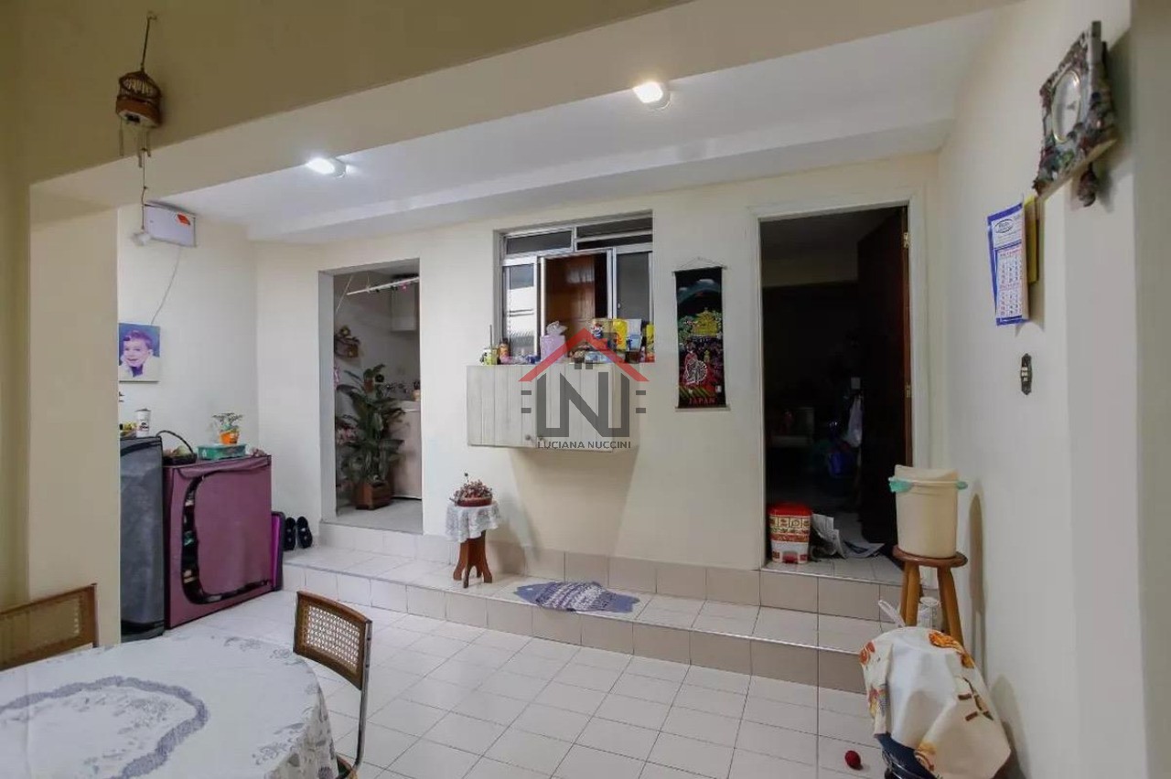 Casa à venda em São Paulo-SP, Parque Jabaquara: 3 quartos, 4 banheiros, 2 vagas, 189 m². Encontre seu lar dos sonhos!