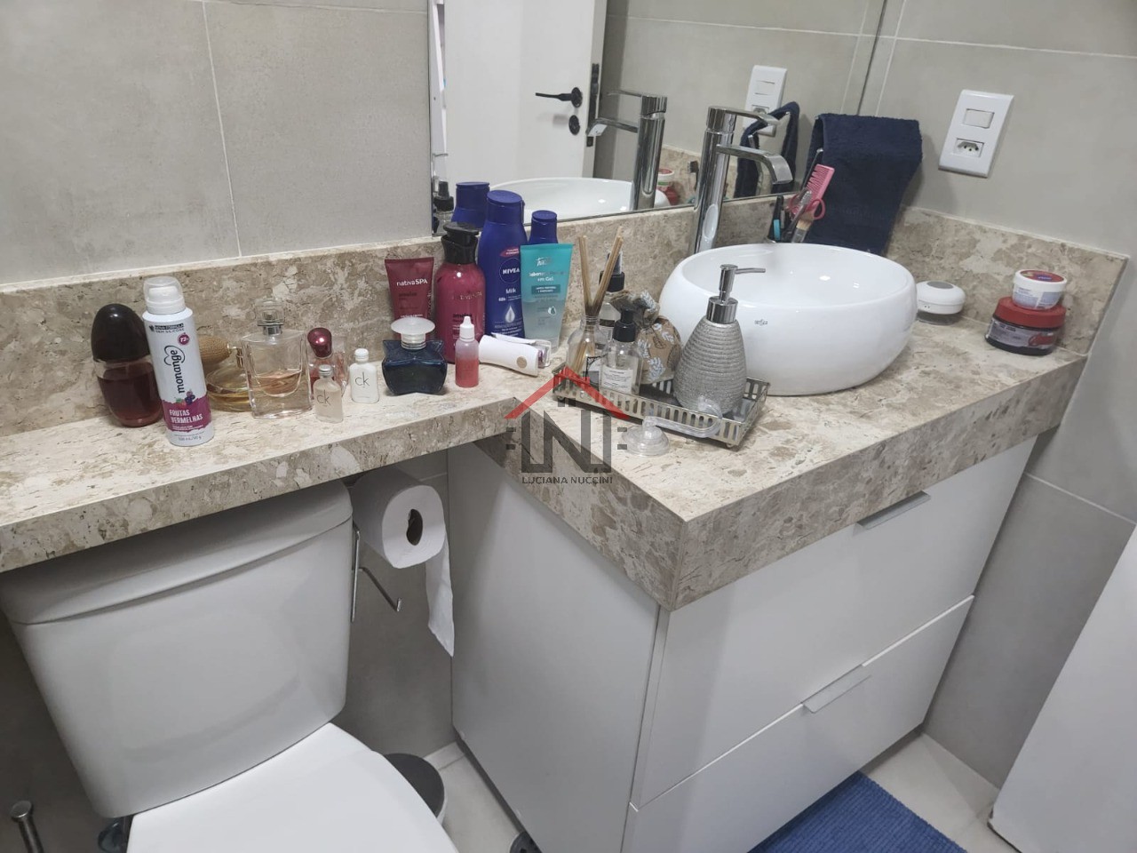 Apartamento à venda na Vila Arapuã: 2 quartos, 1 sala, 1 banheiro e 1 vaga de garagem em SP!