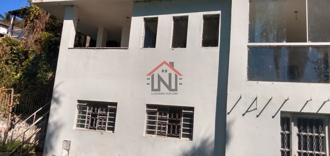 Imperdível oportunidade de casa para venda ou locação em São Paulo-SP, Vila Moraes: 4 quartos, 1 suíte, 1 sala, 4 banheiros, 3 vagas de garagem, 406,25 m²!