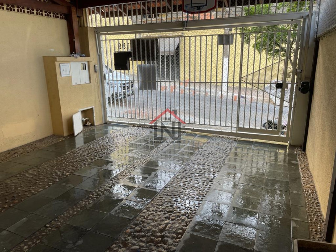 Imperdível oportunidade: Casa à venda em São Paulo-SP, Cidade Vargas! 3 quartos, 1 suíte, 3 banheiros, 2 vagas, 120 m².