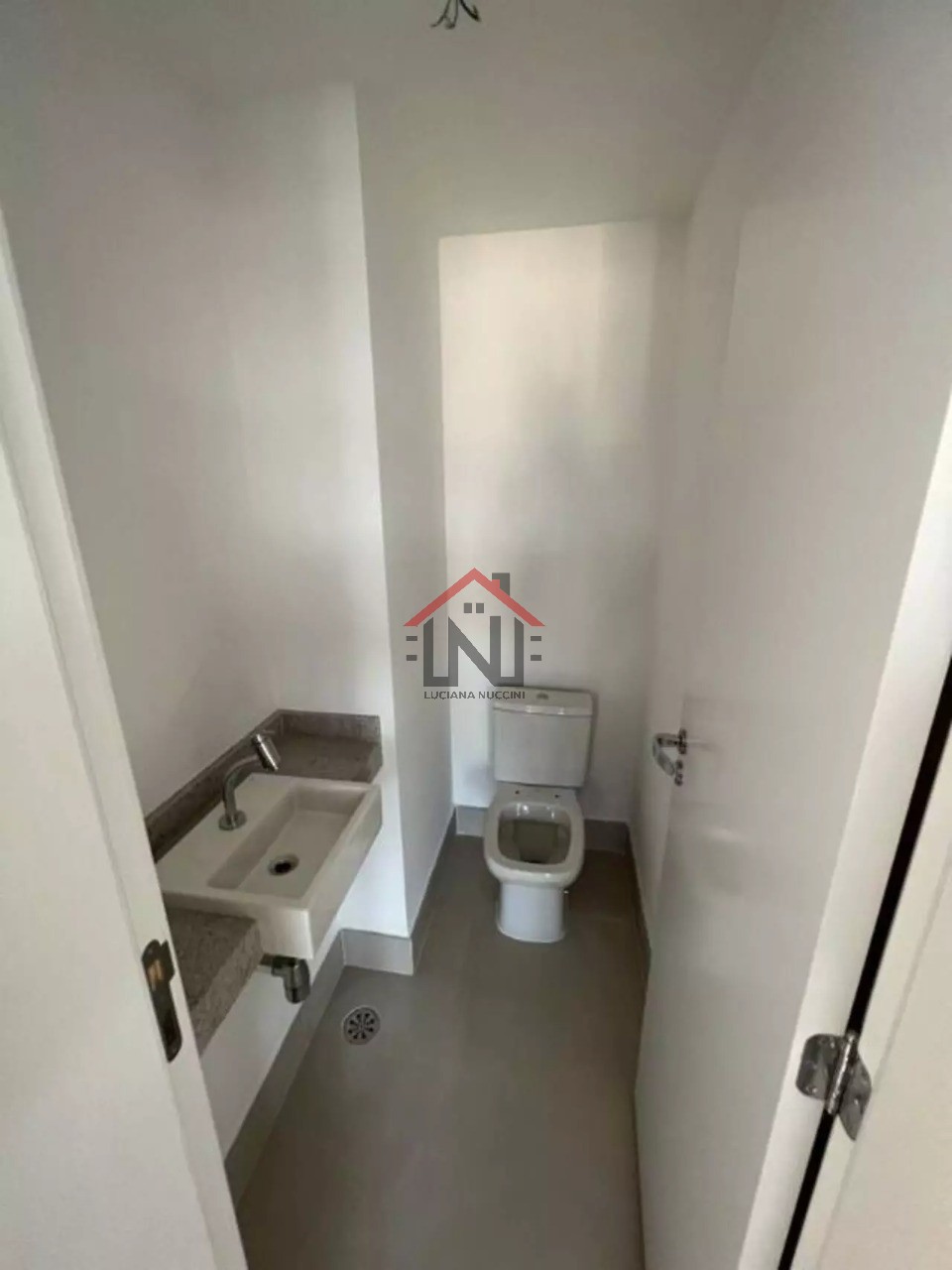 Imperdível apartamento de luxo com 3 suítes e 143m² no Campo Belo, São Paulo-SP!