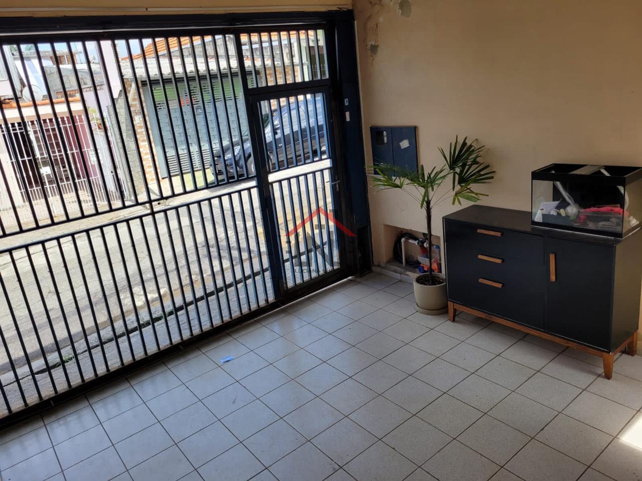 Imperdível residência à venda na Vila Liviero, São Paulo-SP: 3 quartos, 1 sala, 3 banheiros, 2 vagas de garagem, 170m².