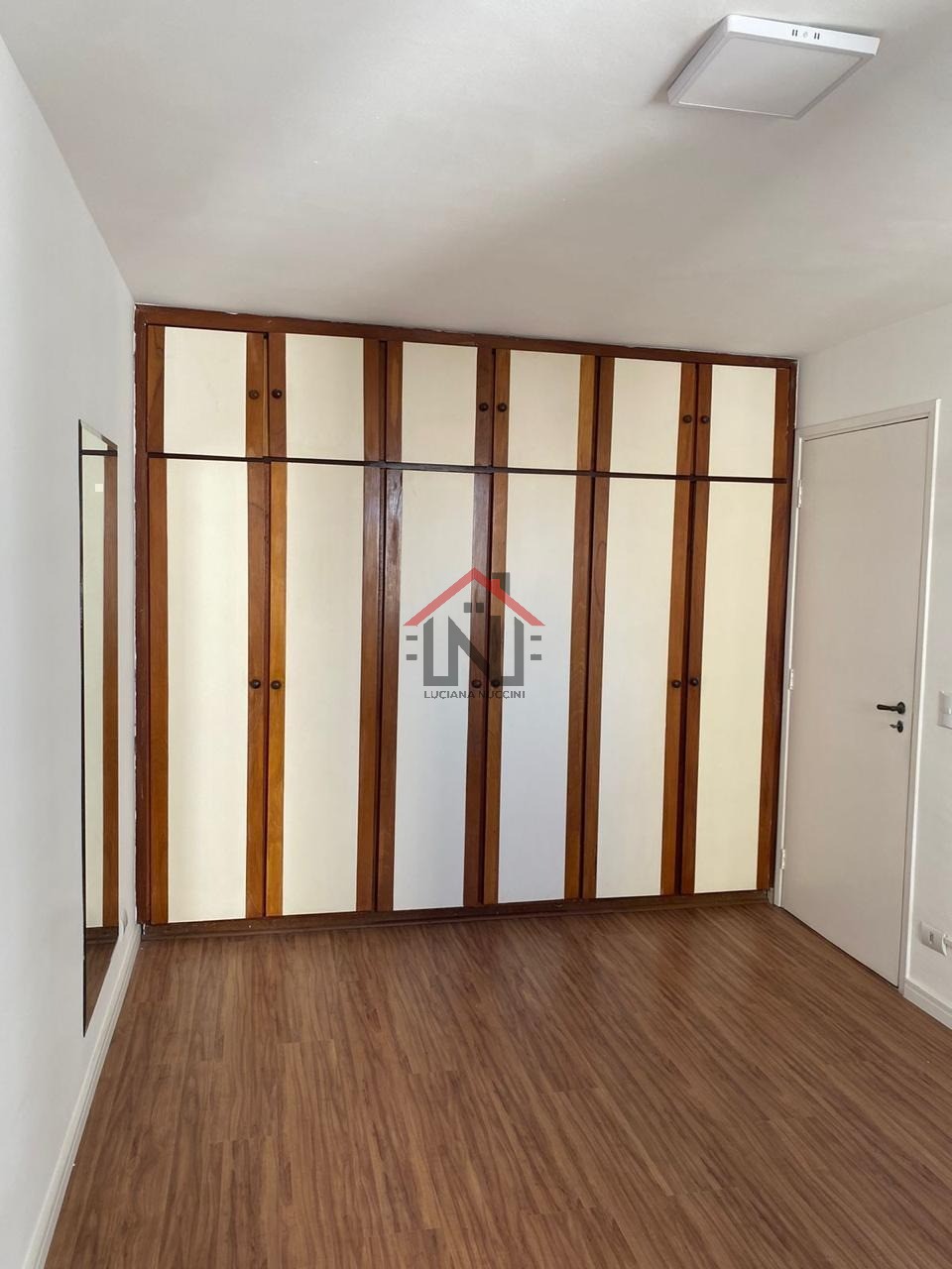 Cobertura para locação com 3 quartos e 160m² em Pinheiros, São Paulo-SP.