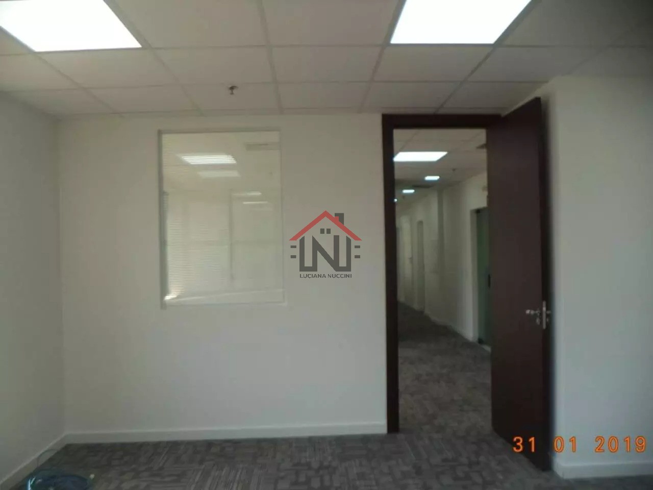 Conjunto Comercial de Alto Padrão na Vila Buarque, São Paulo-SP: 377m², 4 Banheiros e 10 Vagas de Garagem! Venha Conferir!
