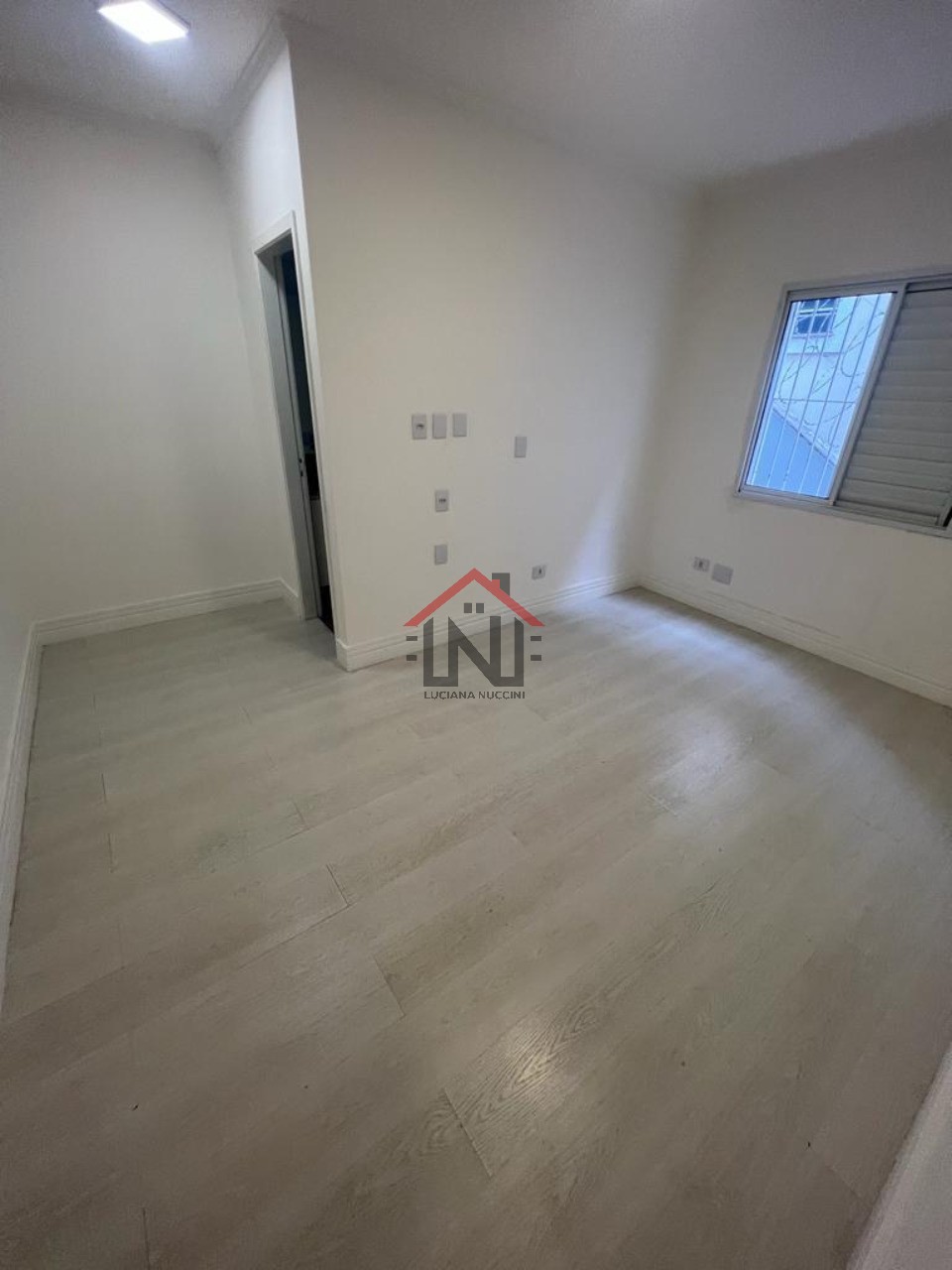 Imperdível oportunidade de adquirir casa com 3 quartos e 3 suítes na Vila Mariana, São Paulo!