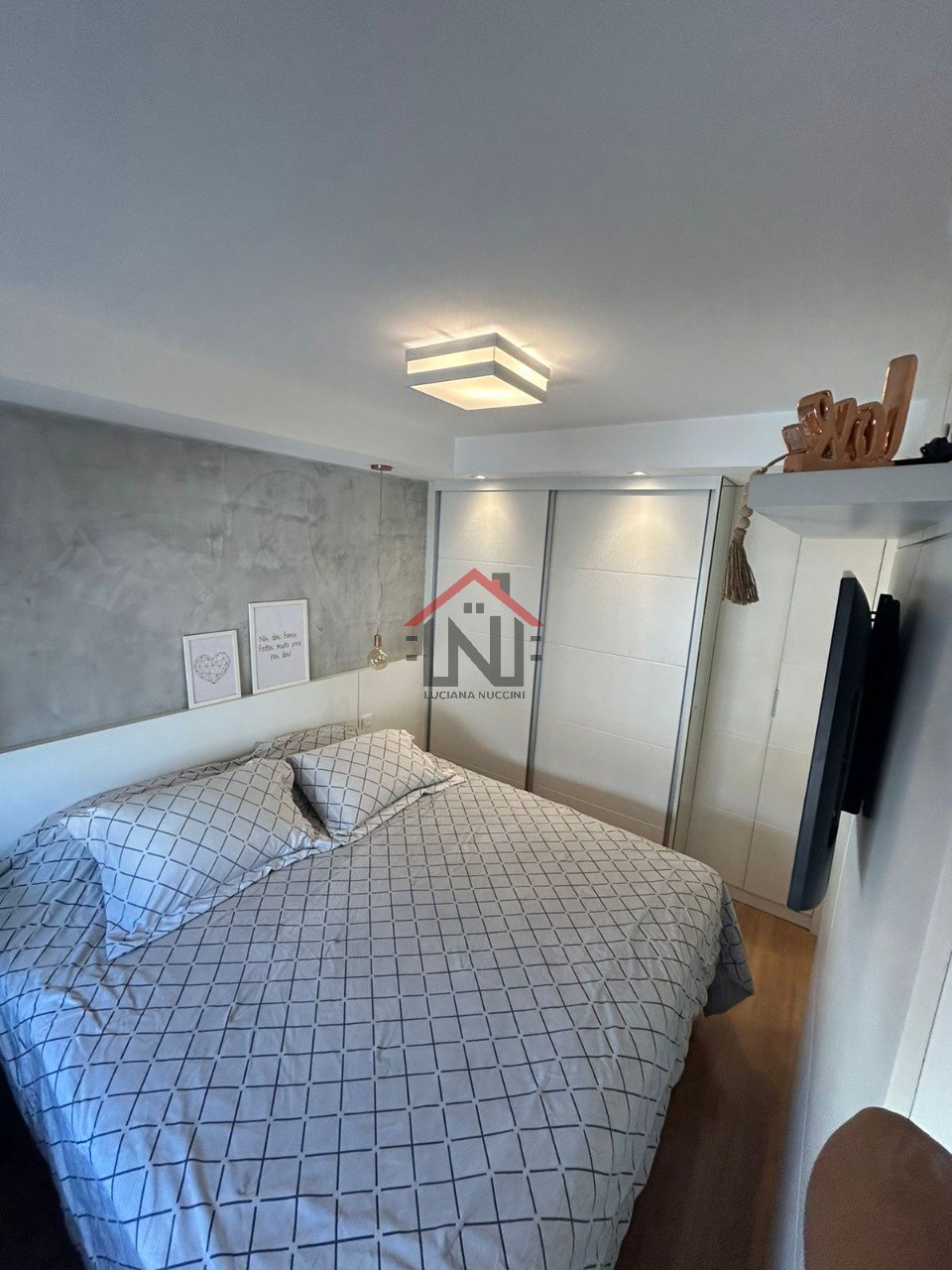 Venda de Apartamento de 2 Quartos com Suíte e Vaga na Zona Sul de São Paulo - Ipiranga, 70m²