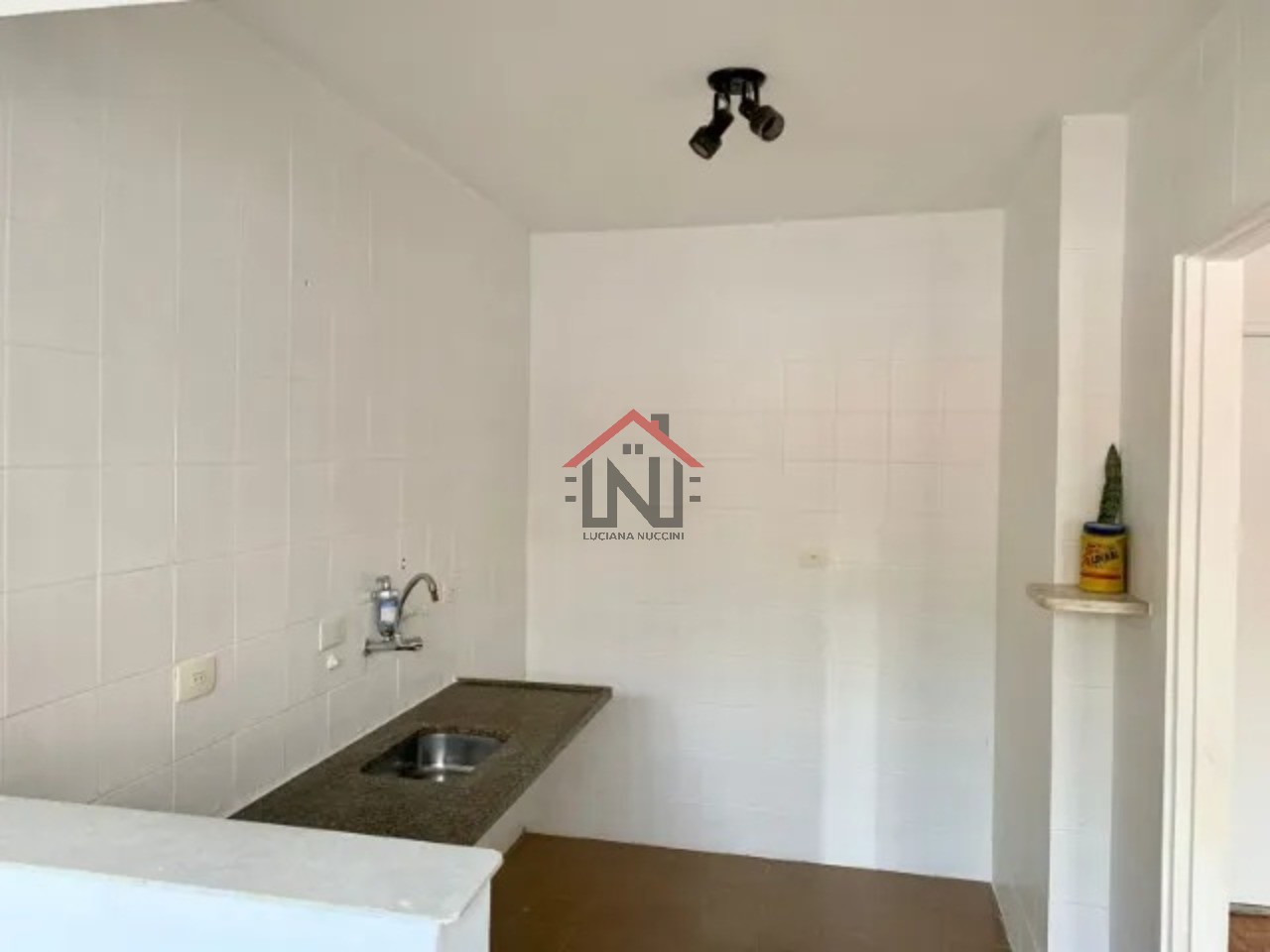 Apartamento à venda em São Paulo-SP, no Cambuci, com 1 quarto, 2 salas, 1 banheiro e 65m² de área!