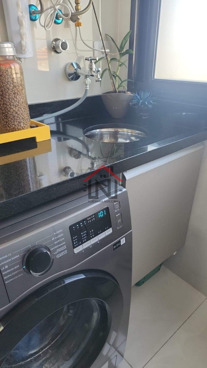 Apartamento à venda na Vila Arapuã: 2 quartos, 1 sala, 1 banheiro e 1 vaga de garagem em SP!
