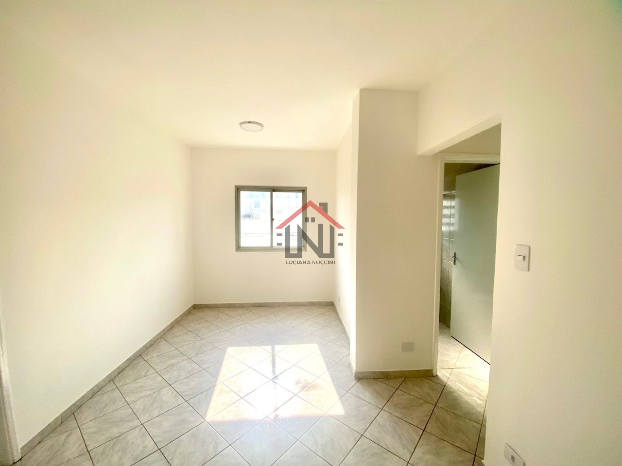 Aluguel de Apartamento em Pinheiros, São Paulo-SP: 2 quartos, 1 sala, 1 banheiro, 1 vaga e 62m² de pura praticidade!