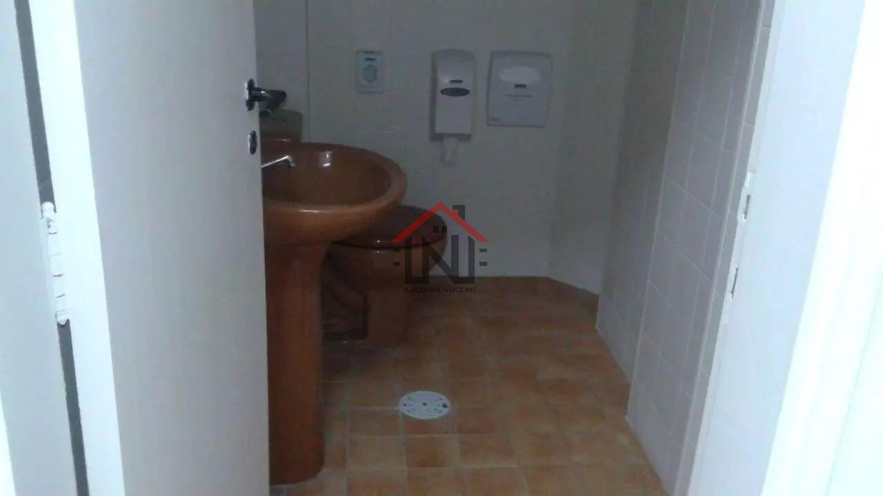 Conjunto Comercial de Alto Padrão na Cidade Monções: 7 banheiros, 8 vagas, 375m² - Venda ou Locação em São Paulo-SP!