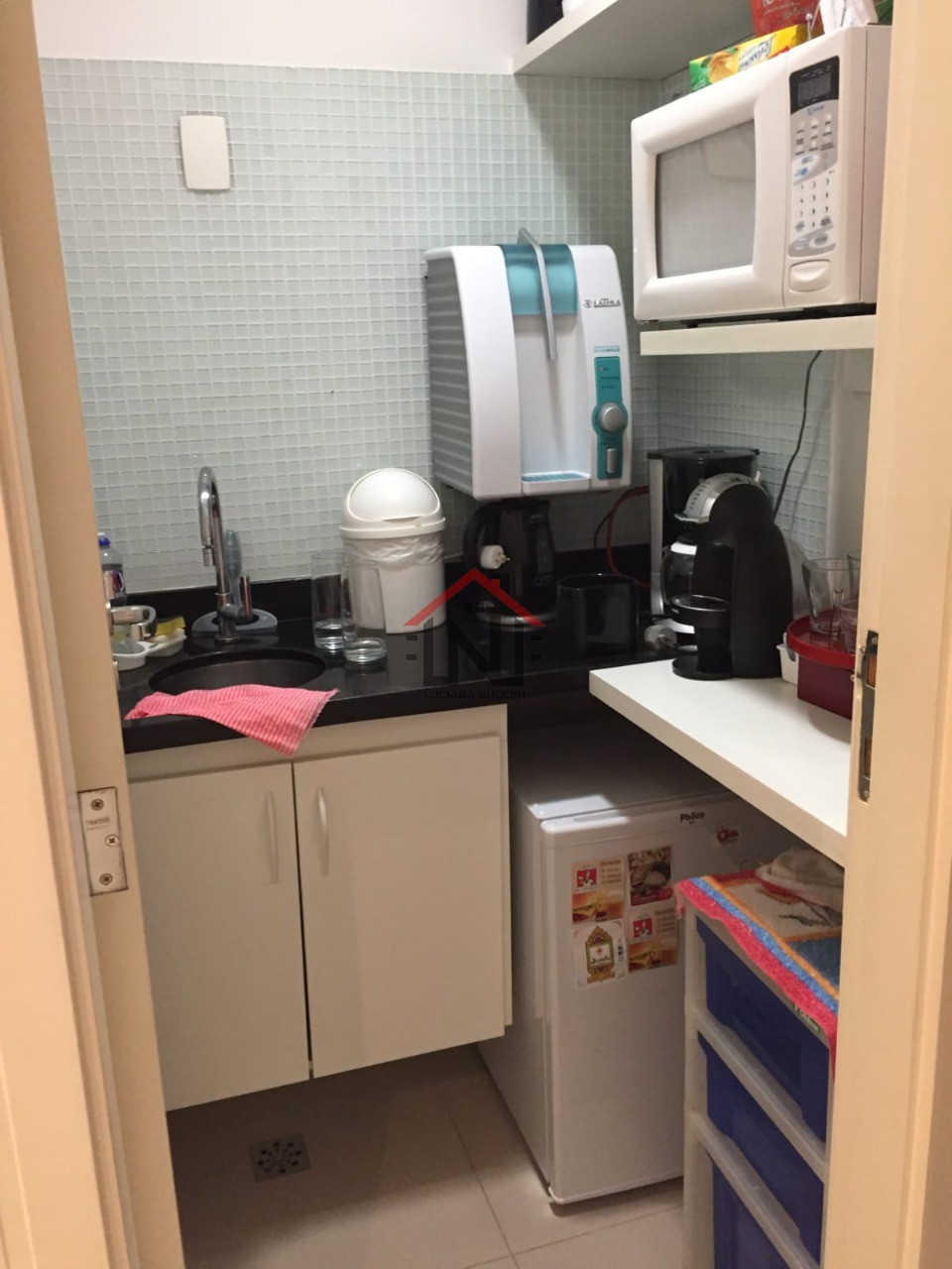 Conjunto Comercial Premium para Locação em Indianópolis, São Paulo-SP: 2 Salas, 2 Banheiros, 2 Vagas, 80m² de Área!
