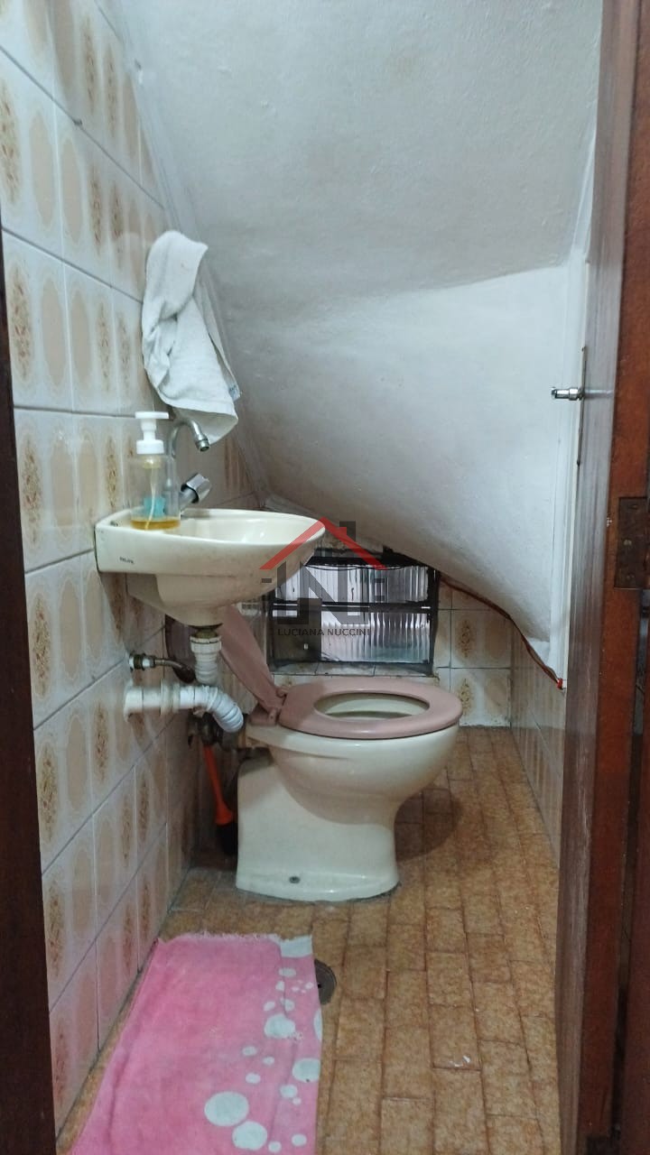 Imperdível casa para venda ou locação na Vila Santa Eulalia, São Paulo-SP: 3 quartos, 1 sala, 3 banheiros, 2 vagas de garagem, 180,00 m².