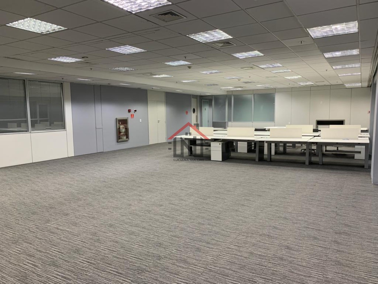 Conjunto Comercial de Alto Padrão na Vila Olímpia - São Paulo-SP 1 sala, 6 banheiros, 11 vagas de garagem, 373 m²