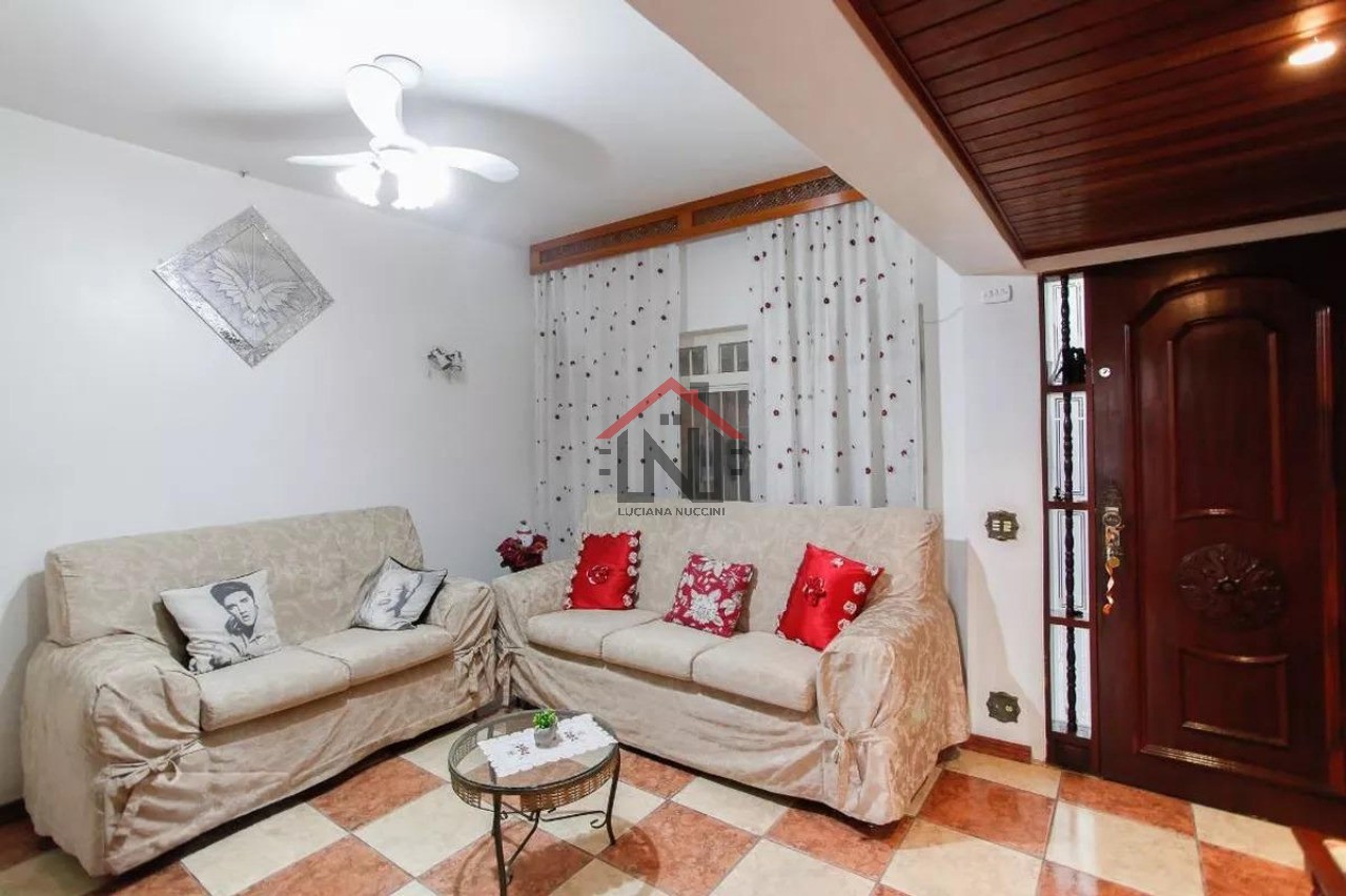 Casa à venda em São Paulo-SP, Parque Jabaquara: 3 quartos, 4 banheiros, 2 vagas, 189 m². Encontre seu lar dos sonhos!