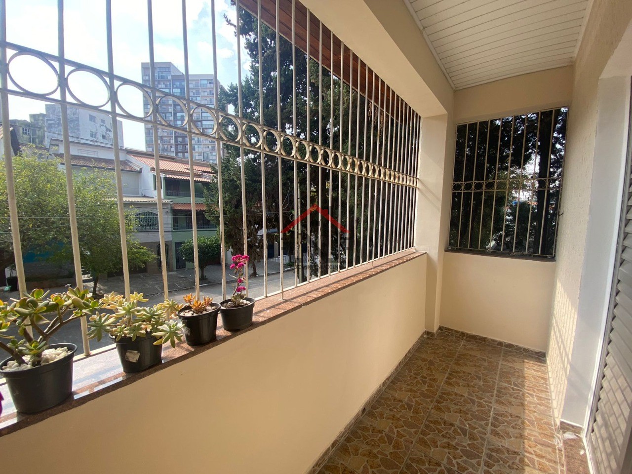 Casa à venda em São Paulo-SP, Jardim da Glória: 2 quartos, 1 sala, 1 banheiro, 2 vagas de garagem, 155m² de área!
