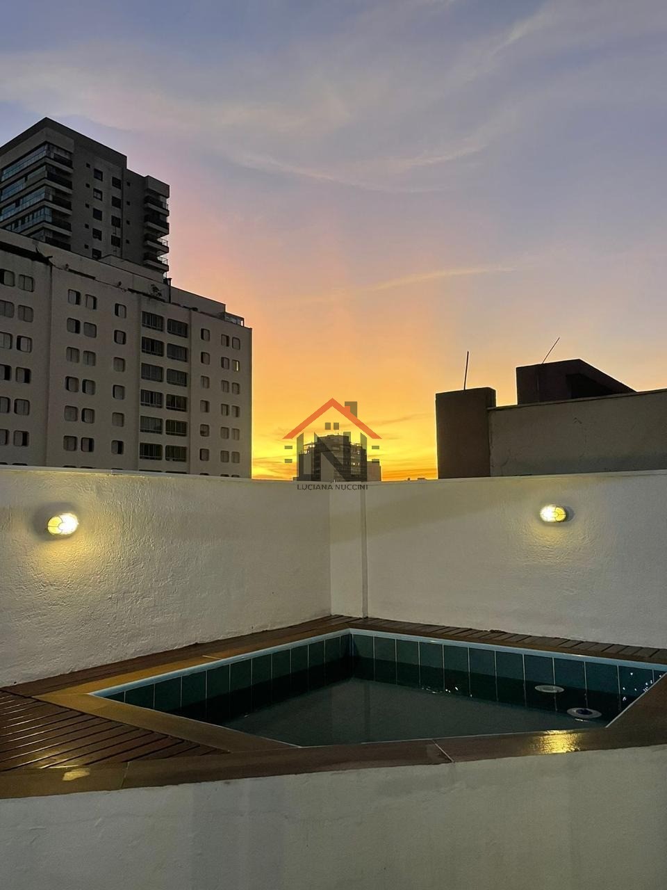 Cobertura para locação com 3 quartos e 160m² em Pinheiros, São Paulo-SP.