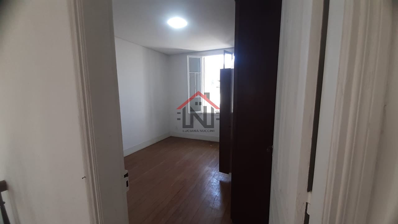 Excelente oportunidade: Casa à venda no Ipiranga, São Paulo-SP, com 3 quartos, 2 salas, 2 banheiros, 3 vagas de garagem e 170,00 m².