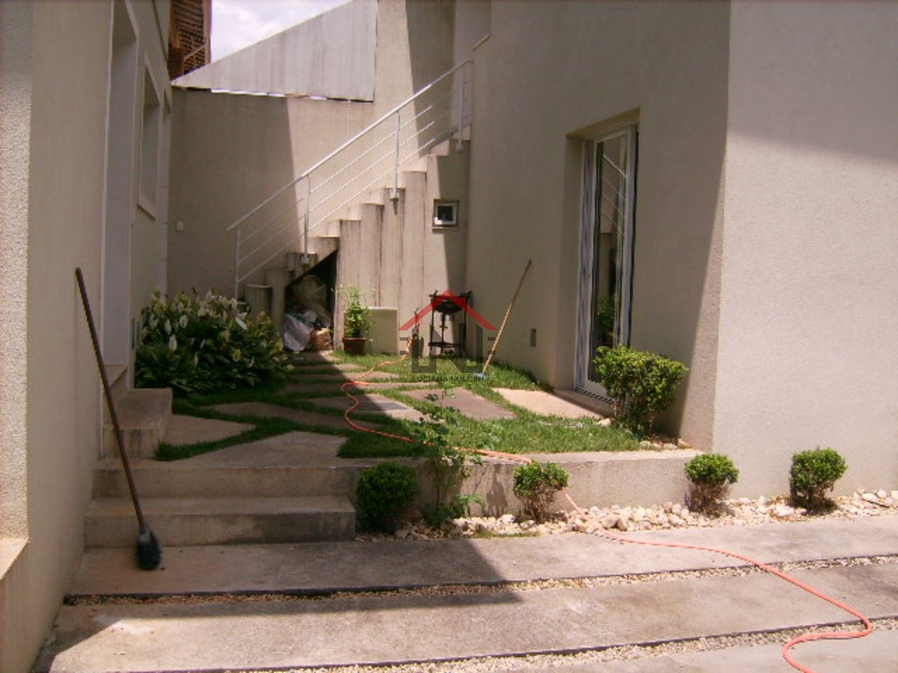 Casa incrível com 3 suítes e 200m² na Cidade Monções, São Paulo-SP!