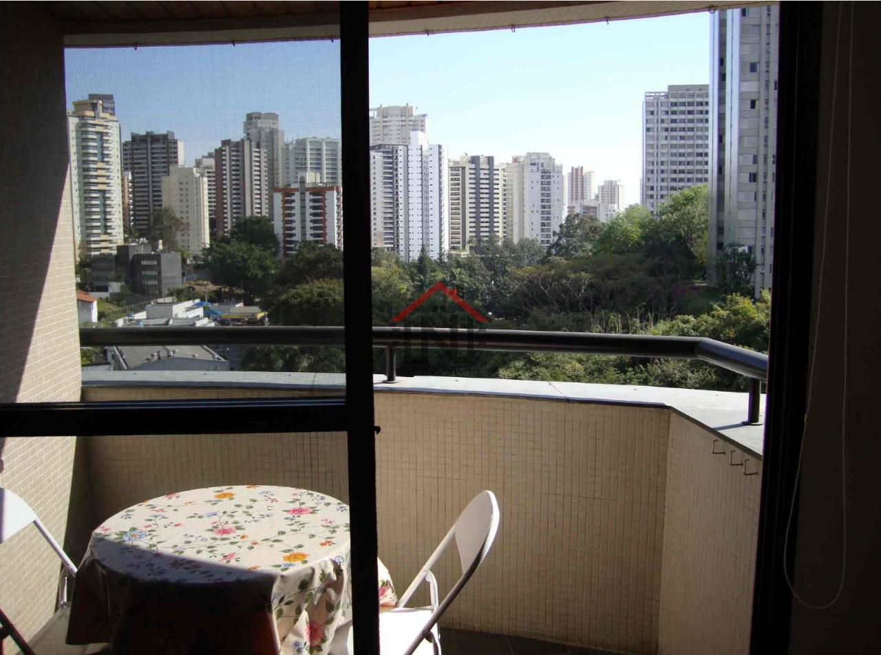 Aluguel de Apartamento no Morumbi, São Paulo-SP: 1 quarto, 1 sala, 1 banheiro, 1 vaga, 45 m² de área