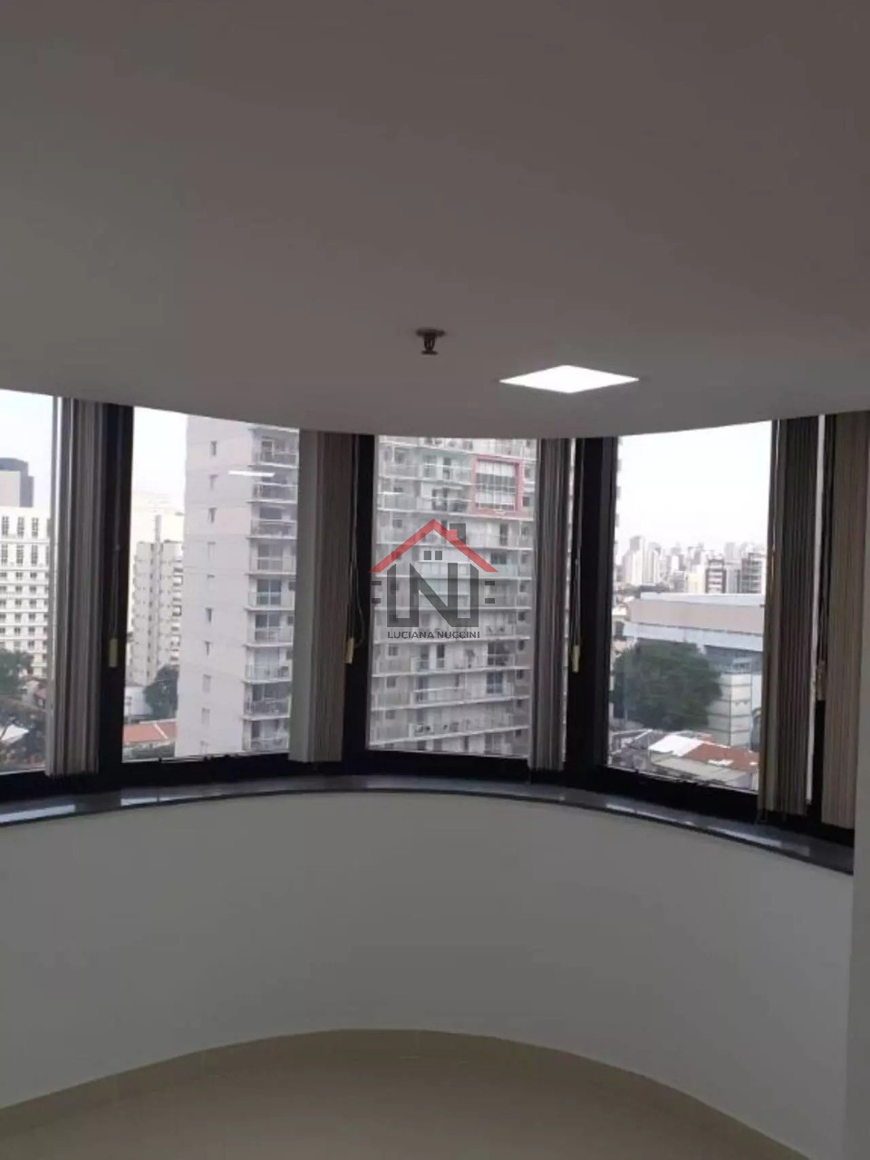 Imóvel à venda ou locação em Indianópolis, São Paulo-SP: 6 banheiros, 3 vagas, 124m² de área. Confira!