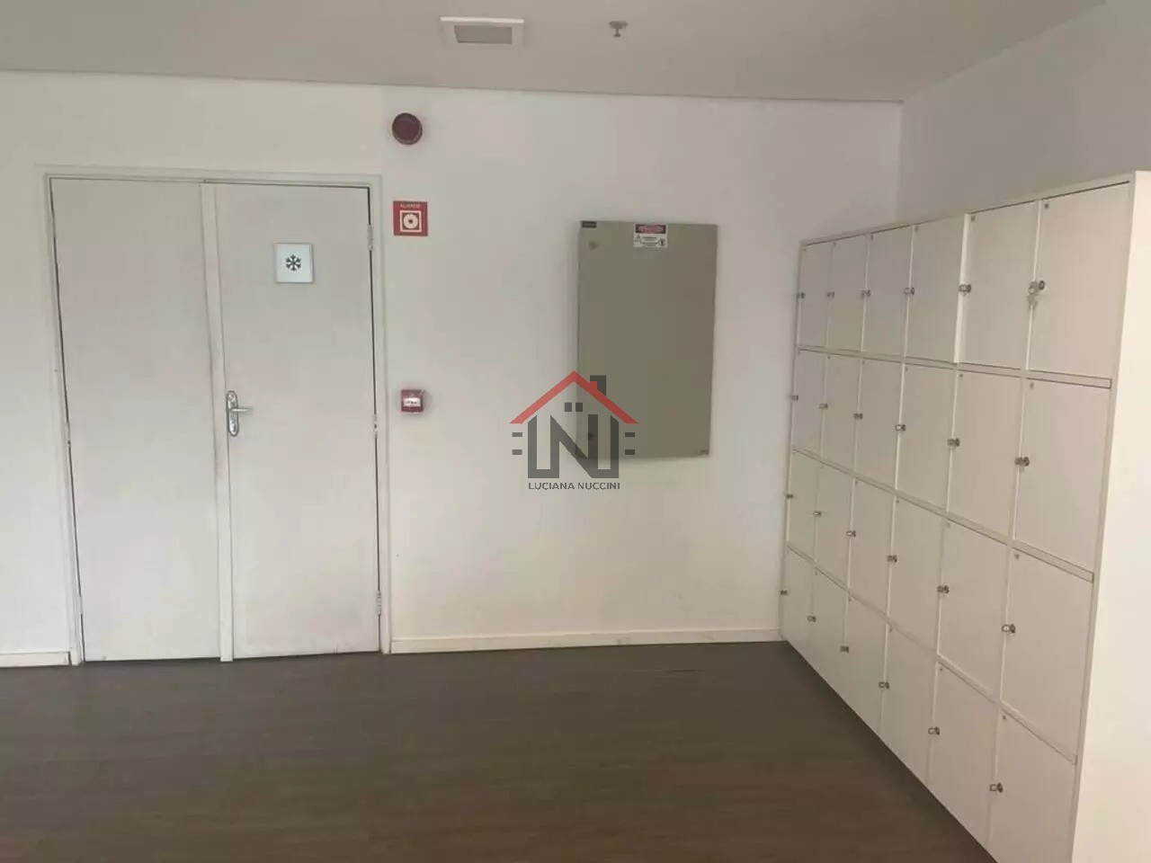 Aluguel de Conjunto Comercial Premium em Pinheiros, São Paulo: 18 banheiros, 42 vagas, 1.550m² de Área!