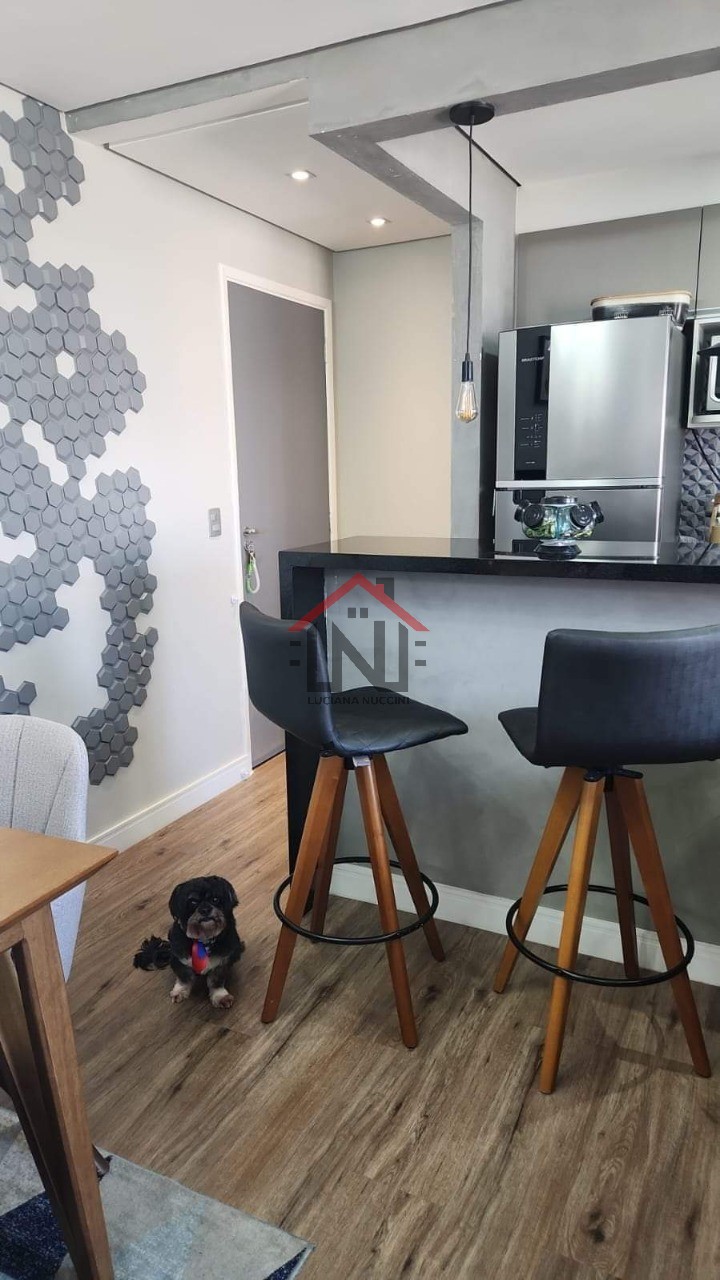Apartamento à venda na Vila Arapuã: 2 quartos, 1 sala, 1 banheiro e 1 vaga de garagem em SP!