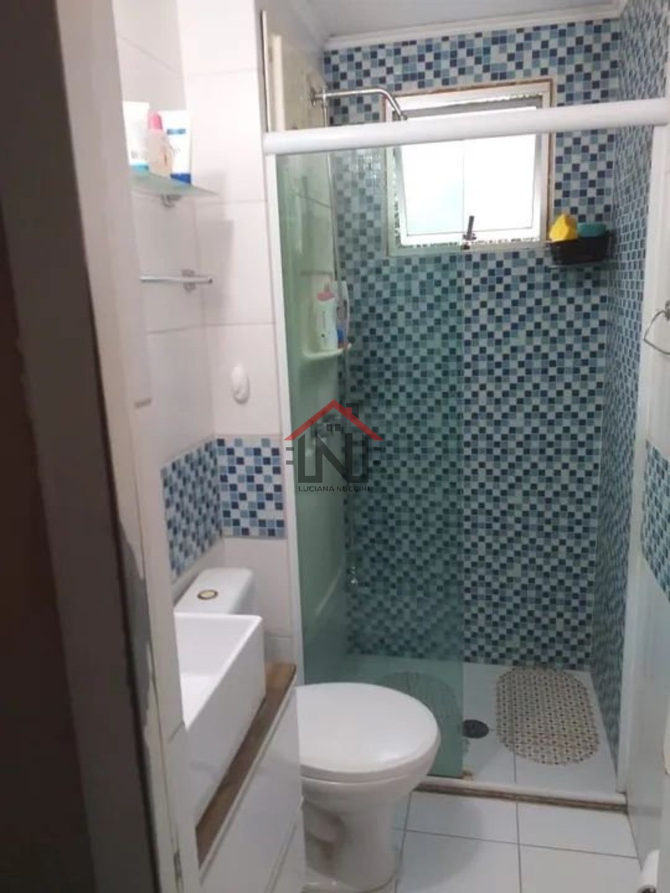 Apartamento para locação: 2 quartos, 1 sala, 1 banheiro, 1 v