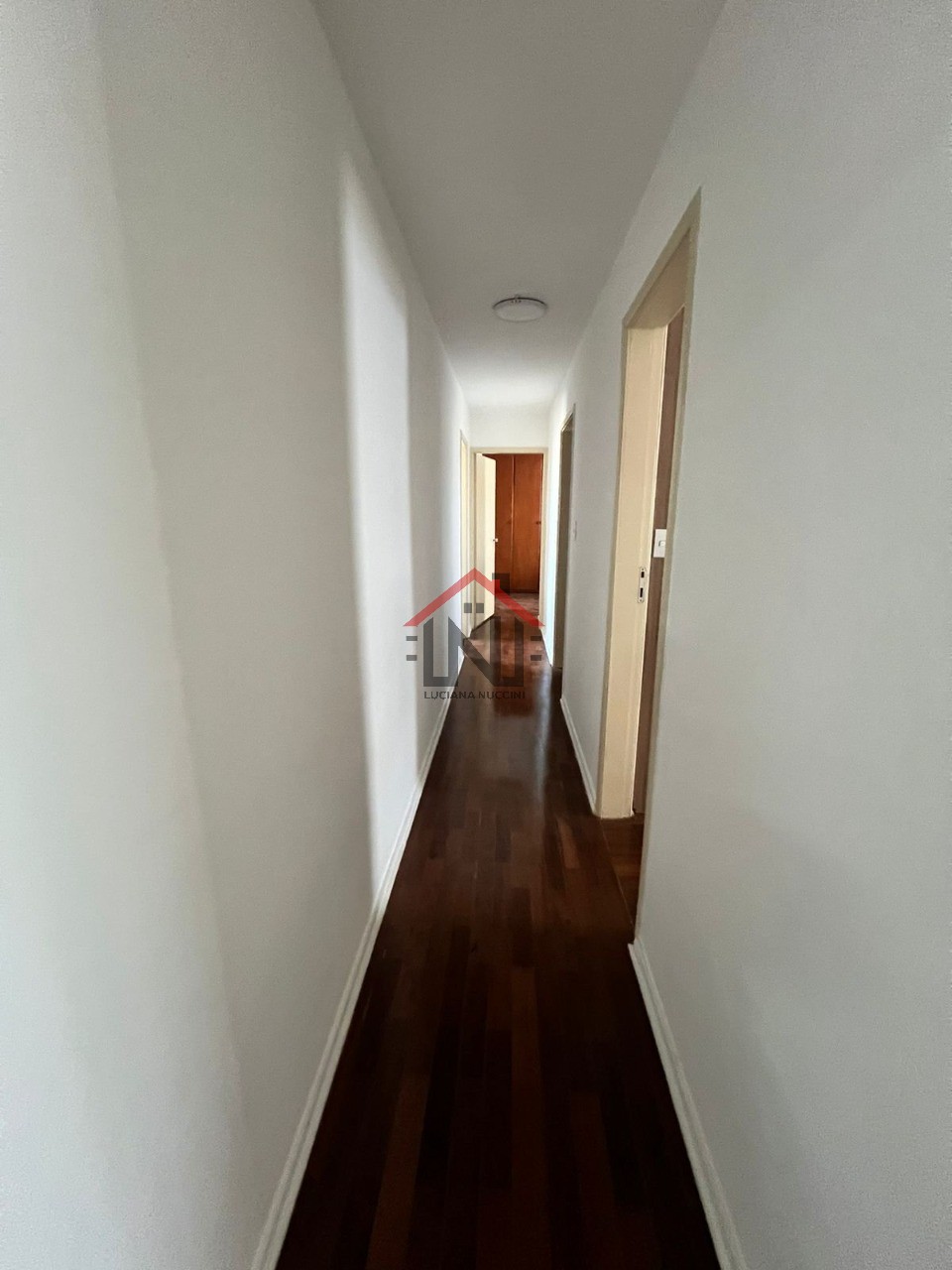 Apartamento para locação no bairro Paraíso em São Paulo-SP: 3 quartos, 1 suíte, 1 sala, 2 banheiros, 1 vaga, 110 m².