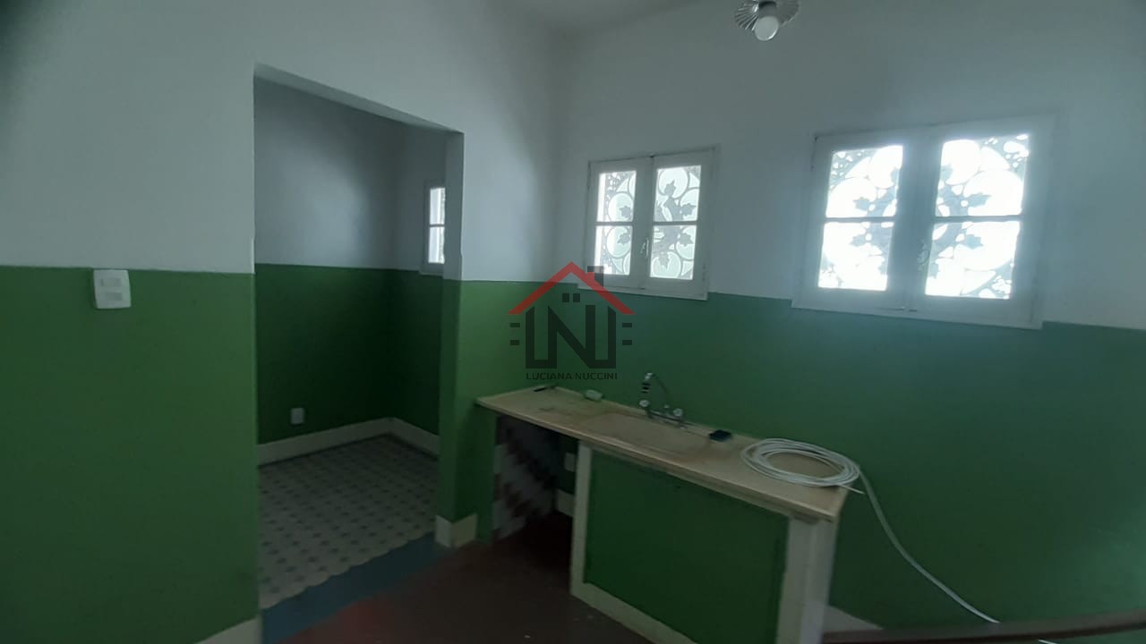 Excelente oportunidade: Casa à venda no Ipiranga, São Paulo-SP, com 3 quartos, 2 salas, 2 banheiros, 3 vagas de garagem e 170,00 m².
