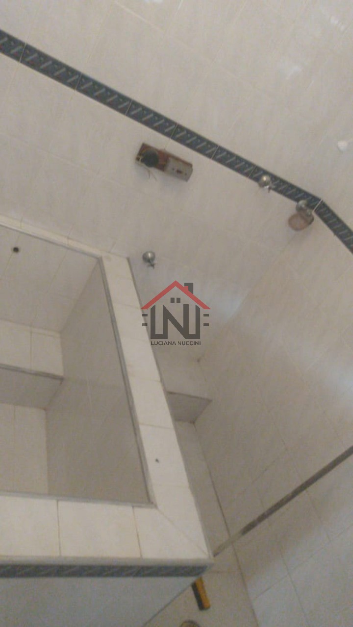 Imperdível oportunidade de casa para venda ou locação em São Paulo-SP, Vila Moraes: 4 quartos, 1 suíte, 1 sala, 4 banheiros, 3 vagas de garagem, 406,25 m²!