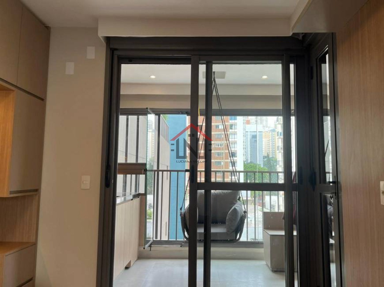 Apartamento para locação no paraíso: 1 quarto, 1 sala, 1 ban