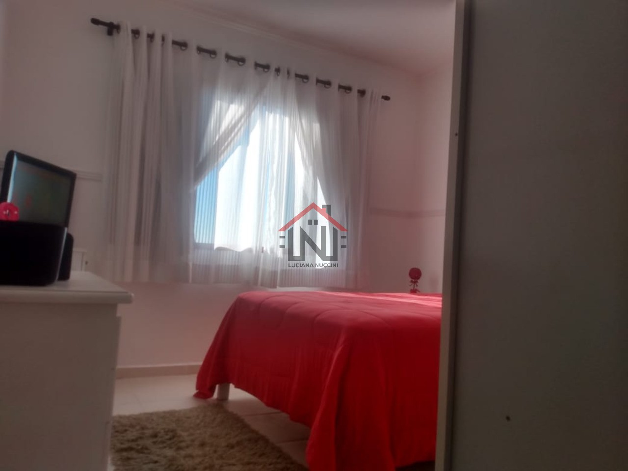 Imperdível: Casa à venda em Parque Bristol, São Paulo-SP, com 2 quartos, 2 banheiros, 2 vagas de garagem e 140m².