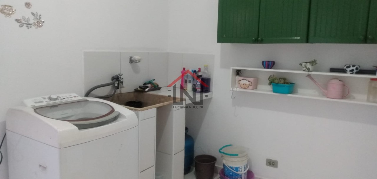 Imperdível: Casa à venda em Parque Bristol, São Paulo-SP, com 2 quartos, 2 banheiros, 2 vagas de garagem e 140m².