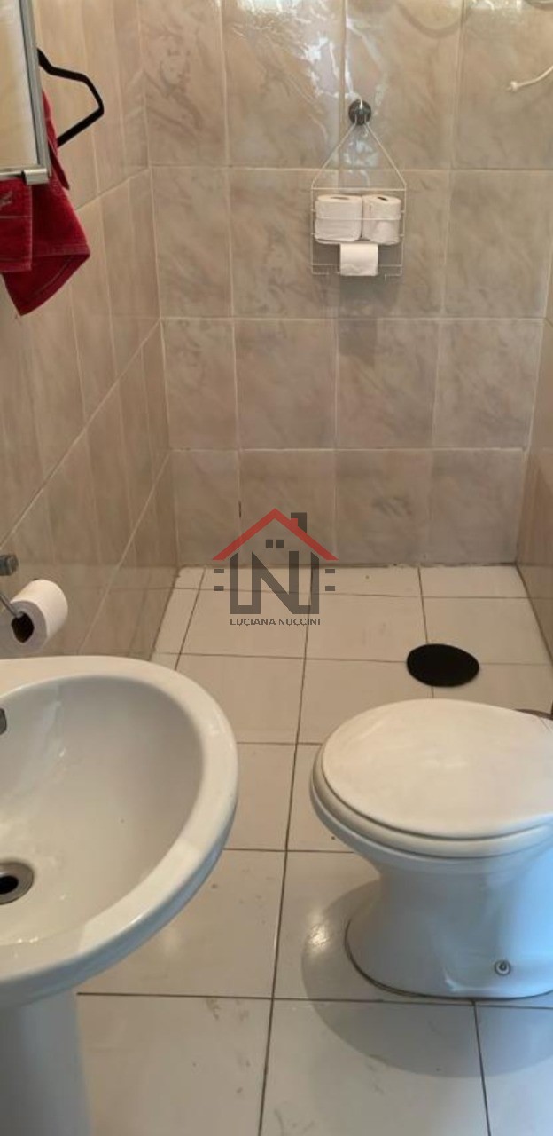 Galpão Comercial para Locação em São Paulo-SP, no Cambuci, com 1 Sala, 1 Banheiro e 350 m² de Área