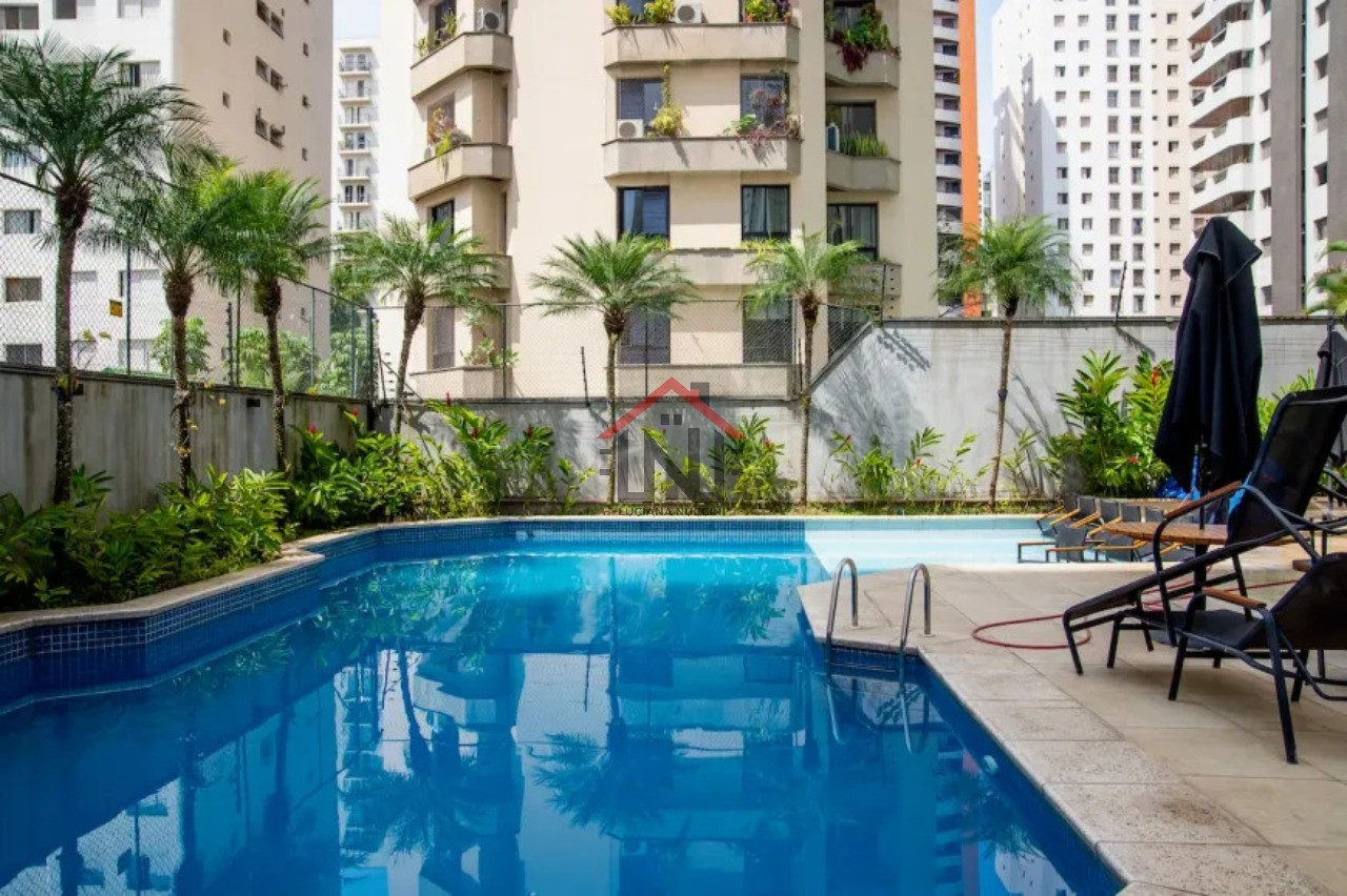 Apartamento de Luxo para Locação na Vila Uberabinha, São Paulo-SP: 3 Quartos, 3 Suítes, 1 Sala, 4 Banheiros, 2 Vagas, 195m².