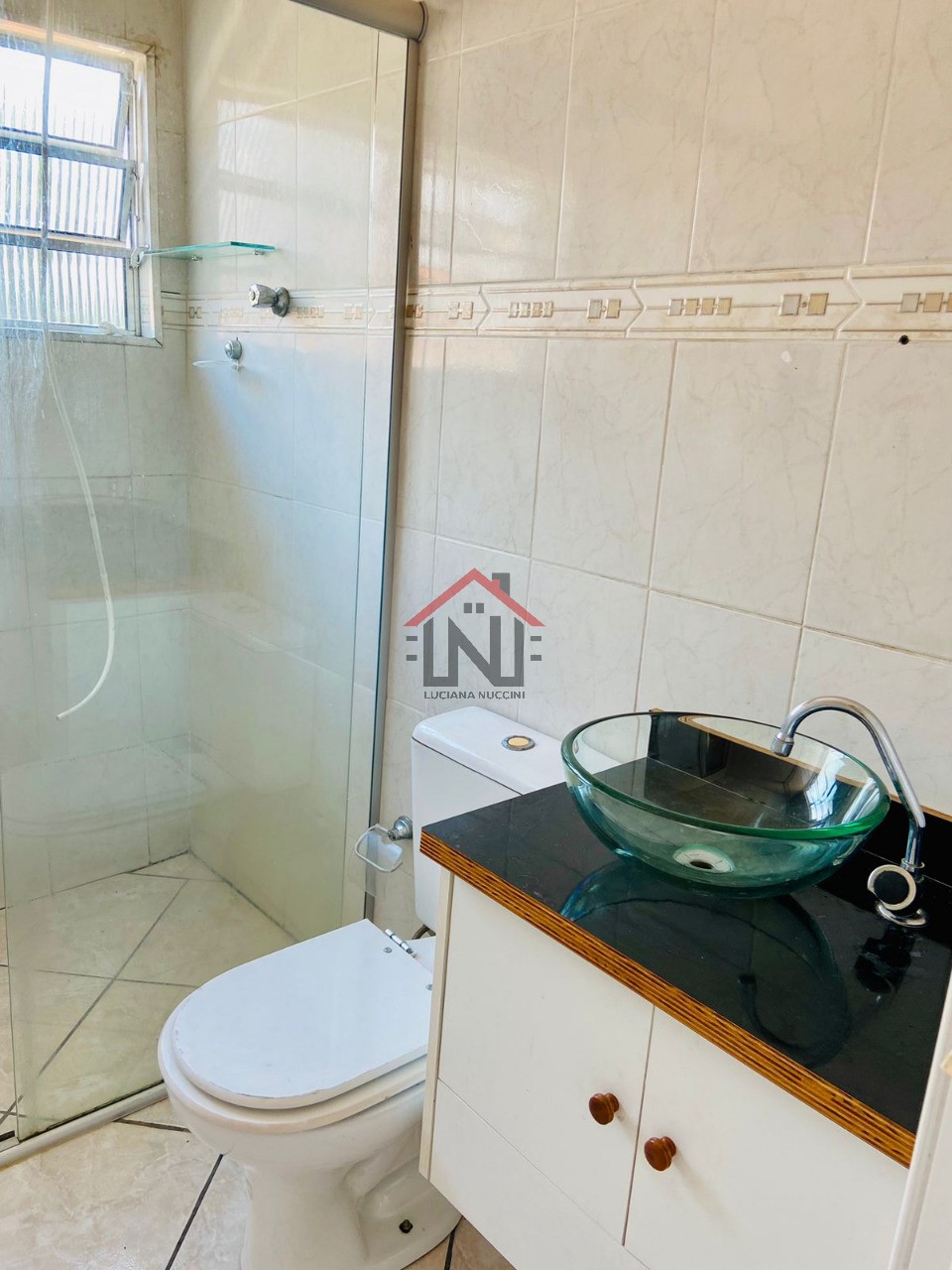 Imperdível! Casa à venda em São Paulo-SP, no Ipiranga. 4 quartos, 2 suítes, 1 sala, 3 banheiros, 2 vagas de garagem. 650m².