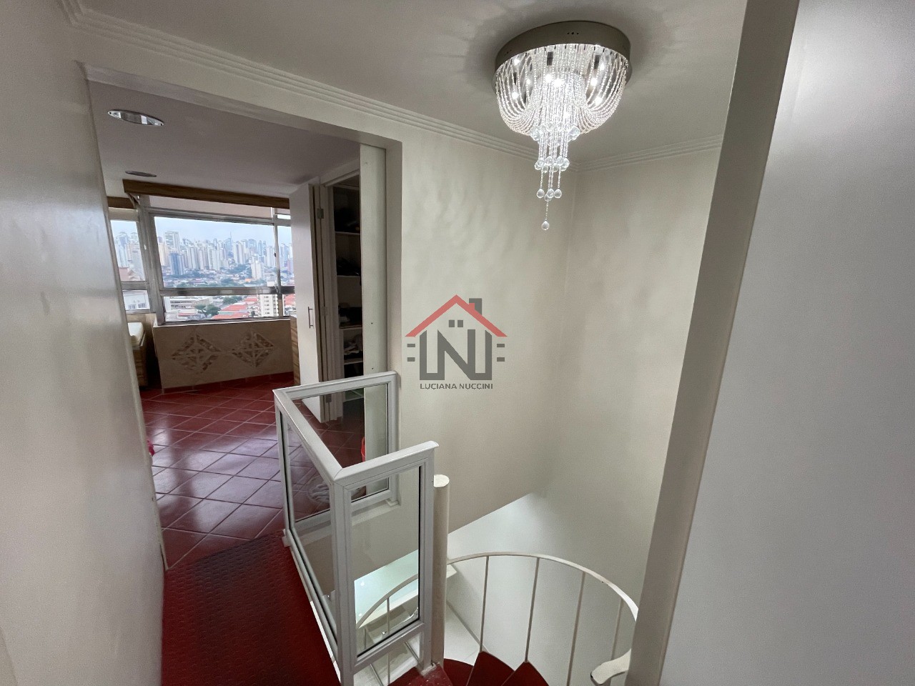 Apartamento de 2 quartos na Vila da Saúde, São Paulo-SP: 120m², 1 suíte, 1 vaga, 2 banheiros. Venha conferir!