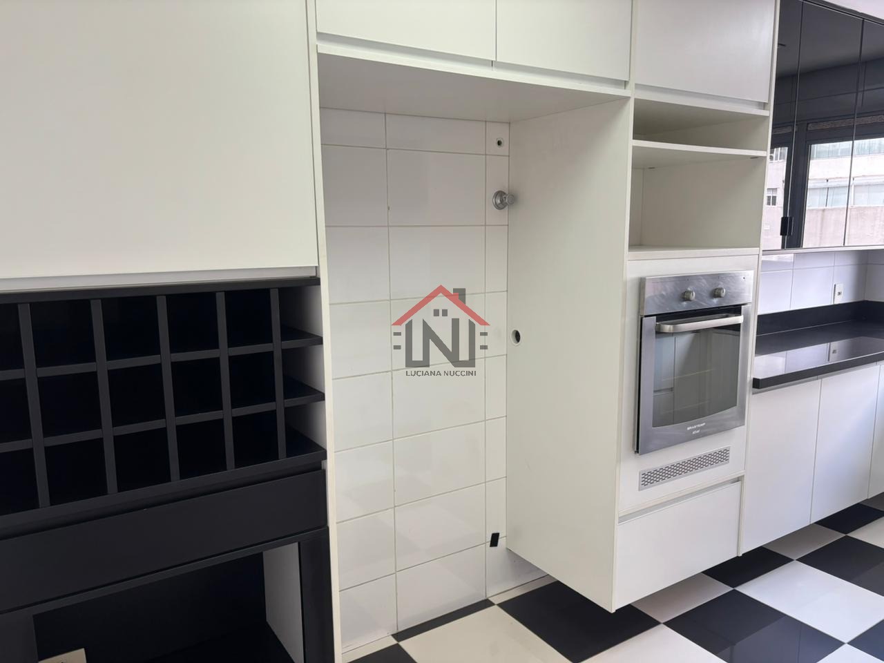 Apartamento Industrial de Luxo no Campo Belo - 4 Quartos, 4 Suítes, 6 Banheiros, 4 Vagas, 223m² - Venda ou Locação em SP