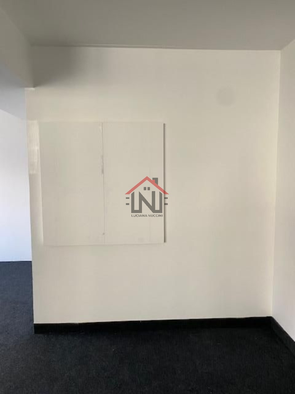 Conjunto Comercial de Alto Padrão para Locação em São Paulo-SP, Cerqueira César: 4 Salas, 2 Banheiros, 150m². Venha conferir!