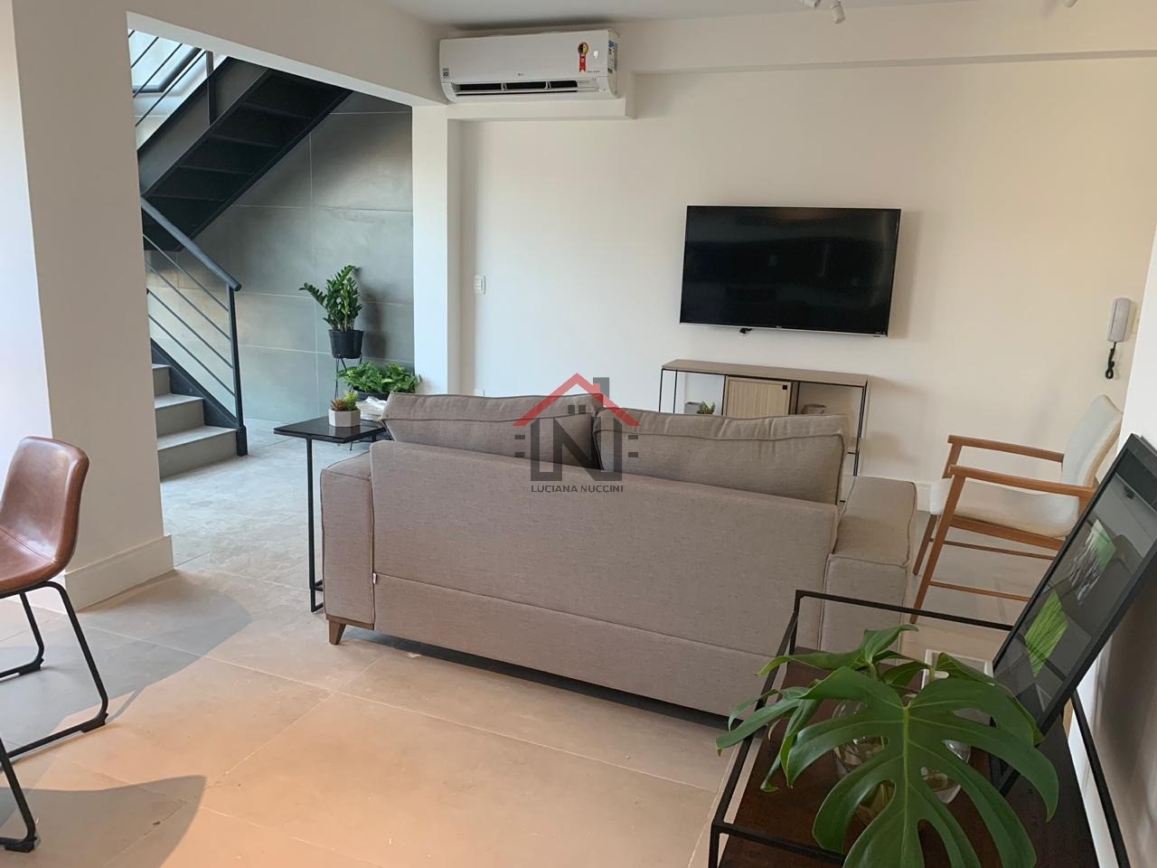 Aluguel de Apartamento de Luxo no Jardim Paulista, São Paulo-SP: 1 Quarto, 1 Suíte, 2 Banheiros, 2 Vagas, 85,83m²