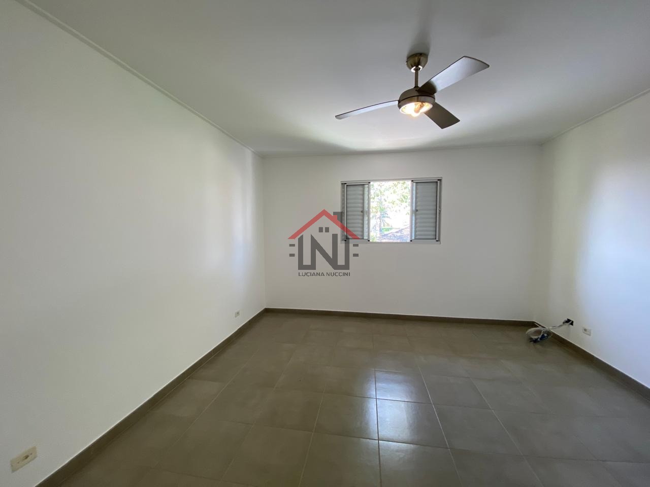 Casa para locação no Planalto Paulista, São Paulo-SP: 2 quartos, 1 sala, 2 banheiros, 1 vaga de garagem.