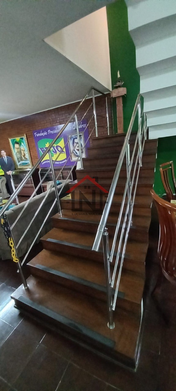 Conjunto Comercial de Alto Padrão no Planalto Paulista, São Paulo-SP: 8 Salas, 3 Banheiros, 289m² à Venda ou Locação!