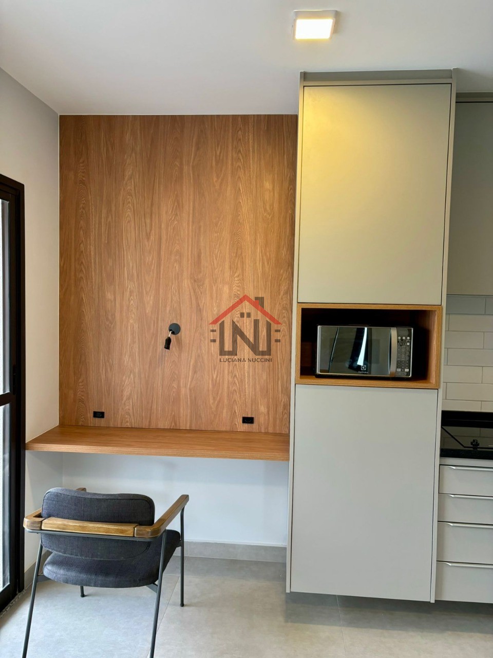 Studio para locação no Jardim das Acácias, São Paulo-SP: 1 quarto, 1 banheiro, 28m² de área. Encontre seu espaço perfeito!