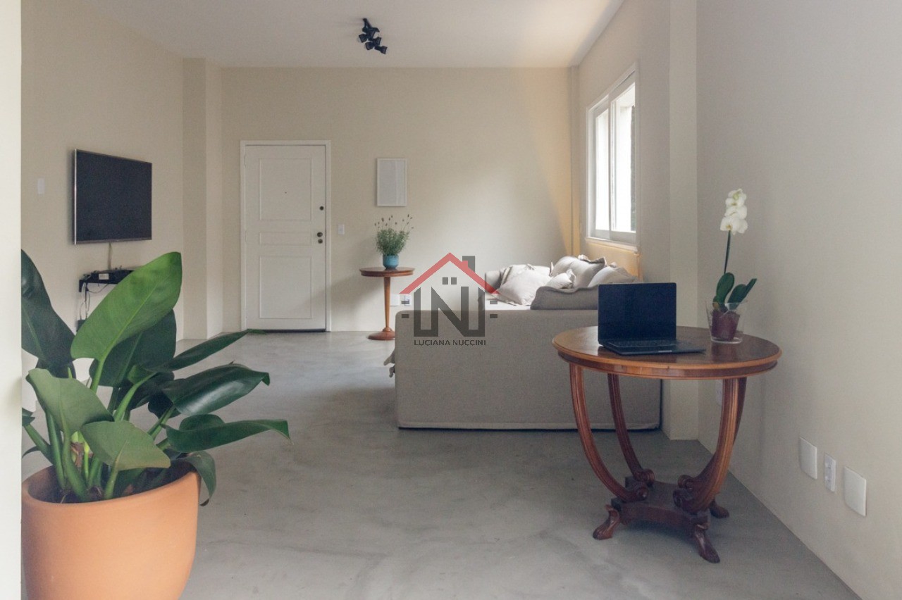 Imóvel de Alto Padrão em Higienópolis: Apartamento com 2 Quartos, 1 Suíte e 120m² - Venda ou Locação em São Paulo-SP