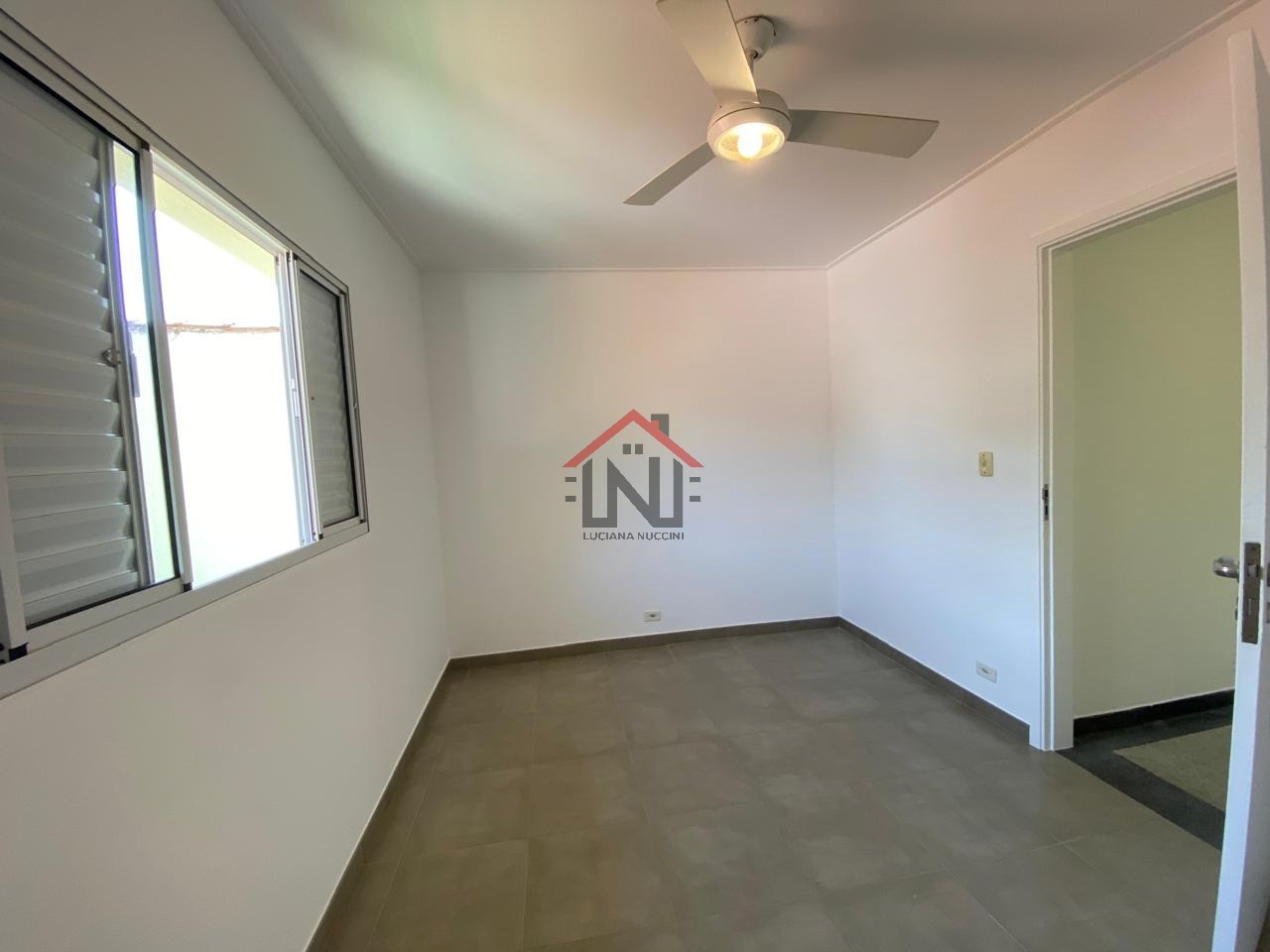 Casa para locação no Planalto Paulista, São Paulo-SP: 2 quartos, 1 sala, 2 banheiros, 1 vaga de garagem.