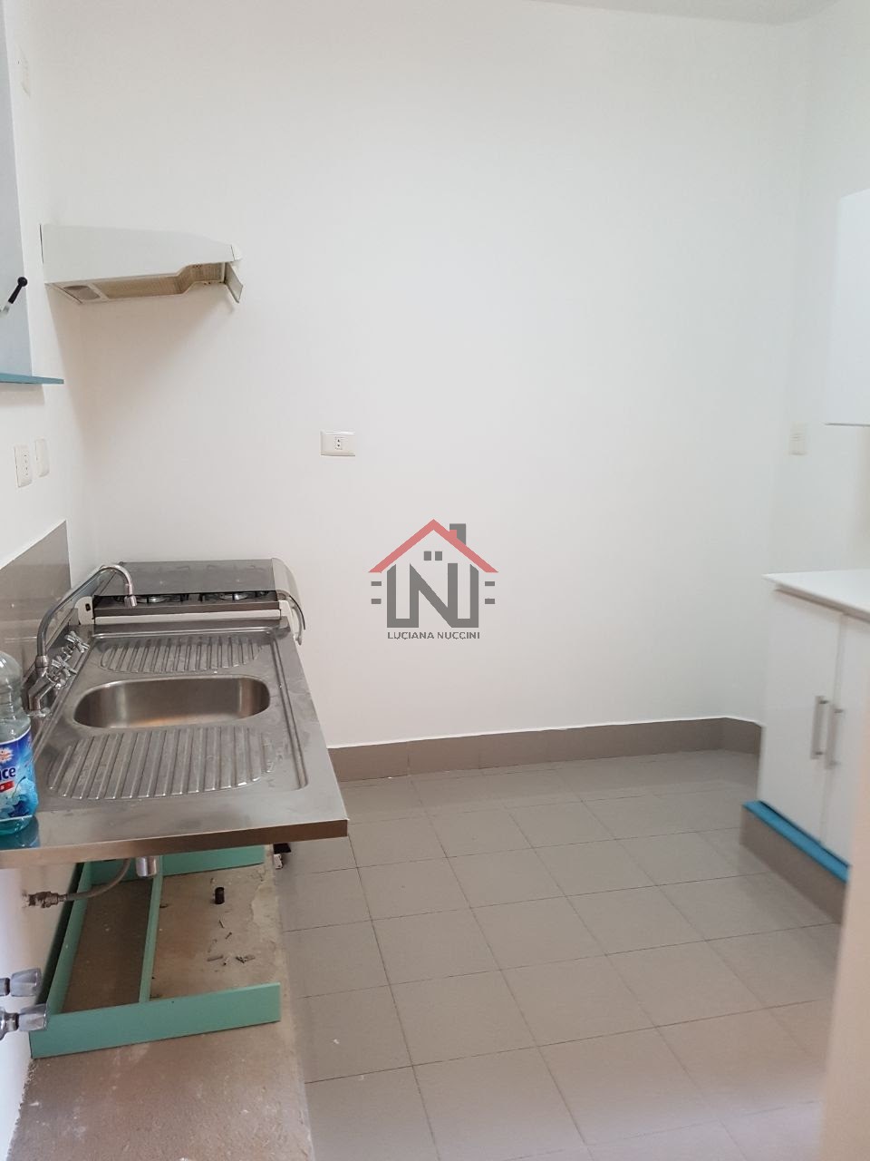 Apartamento à venda em São Paulo-SP no Jardim Paulista com 2 quartos, 1 suíte, 1 sala, 1 banheiro e 75m² de área.